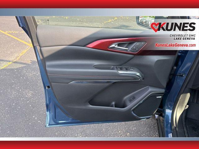 new 2025 Chevrolet Traverse car, priced at $57,085