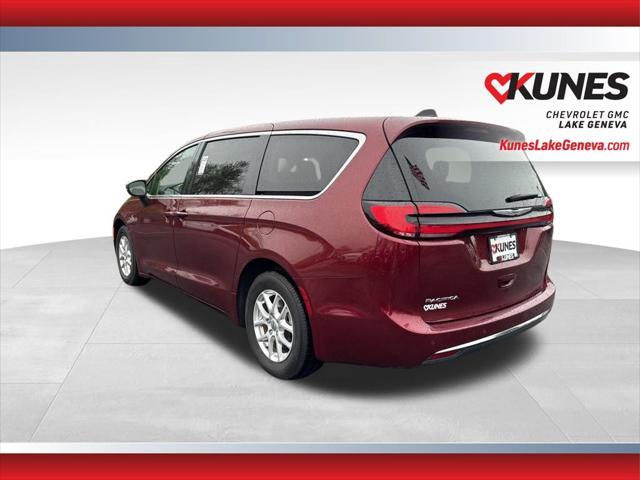 used 2023 Chrysler Pacifica car, priced at $24,400