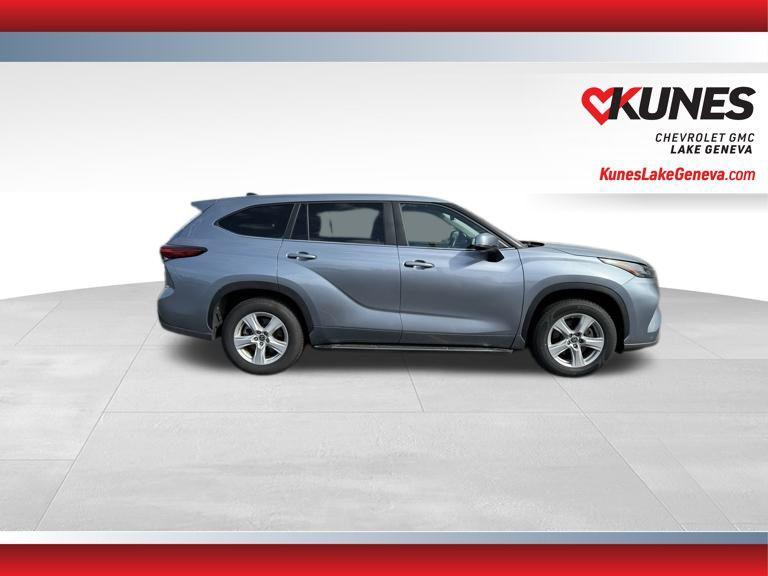used 2023 Toyota Highlander car, priced at $29,713
