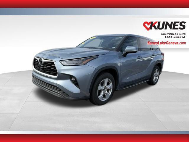 used 2023 Toyota Highlander car, priced at $29,713