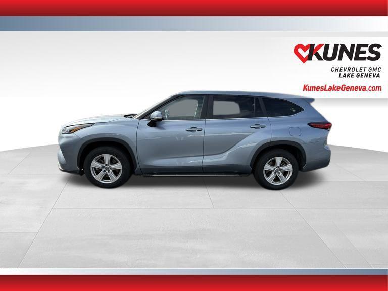 used 2023 Toyota Highlander car, priced at $29,713