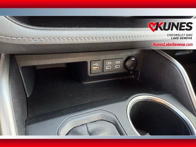 used 2023 Toyota Highlander car, priced at $29,713