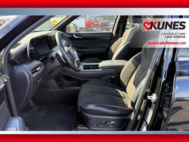 used 2024 Hyundai Palisade car, priced at $39,565
