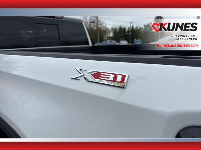 new 2025 GMC Sierra 1500 car, priced at $58,240