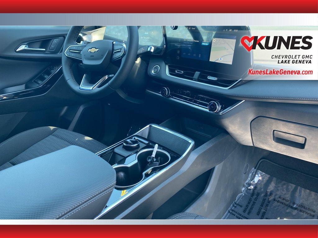 new 2026 Chevrolet Equinox car, priced at $30,995