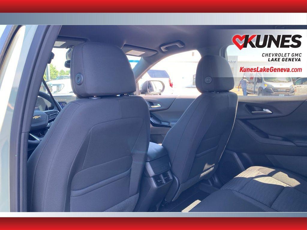 new 2026 Chevrolet Equinox car, priced at $30,995