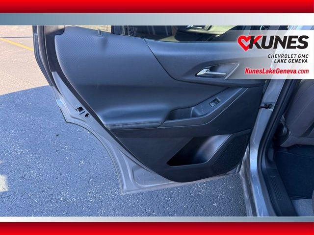 used 2025 Chevrolet Equinox car, priced at $24,600