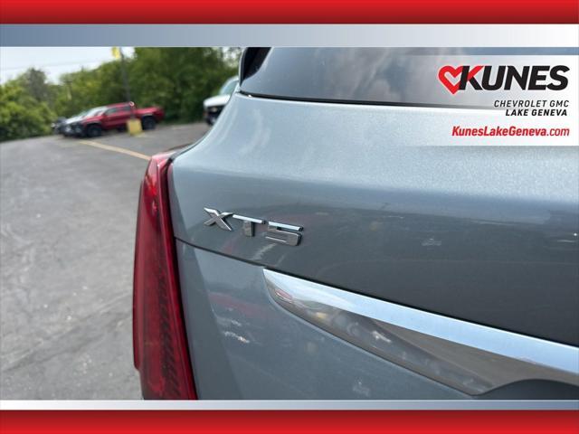 used 2023 Cadillac XT5 car, priced at $31,995