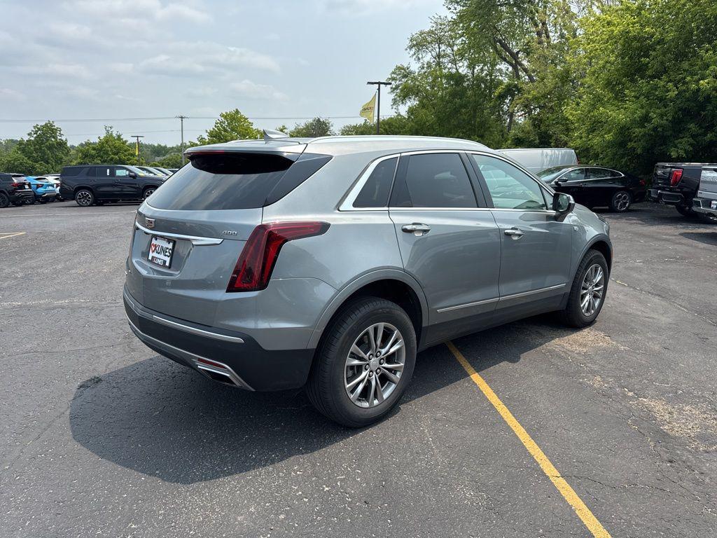 used 2023 Cadillac XT5 car, priced at $31,483