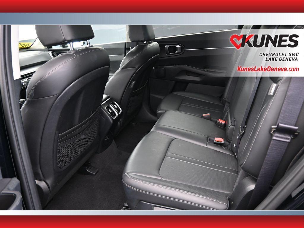used 2024 Kia Sorento car, priced at $28,595