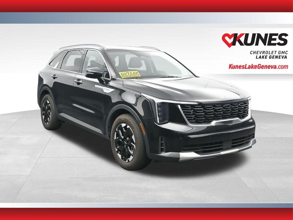 used 2024 Kia Sorento car, priced at $28,595