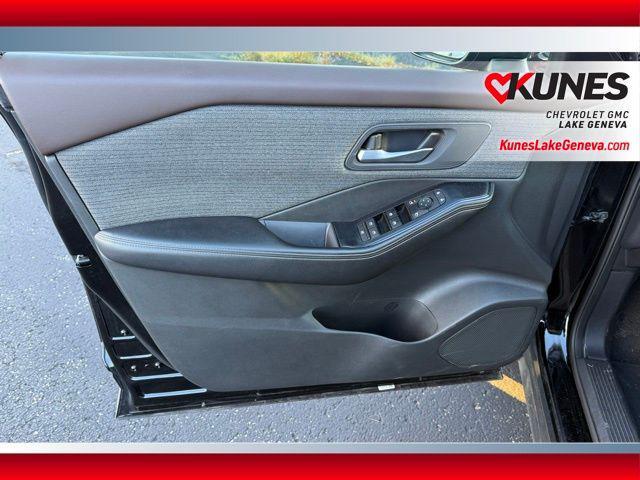 used 2023 Nissan Rogue car, priced at $20,305