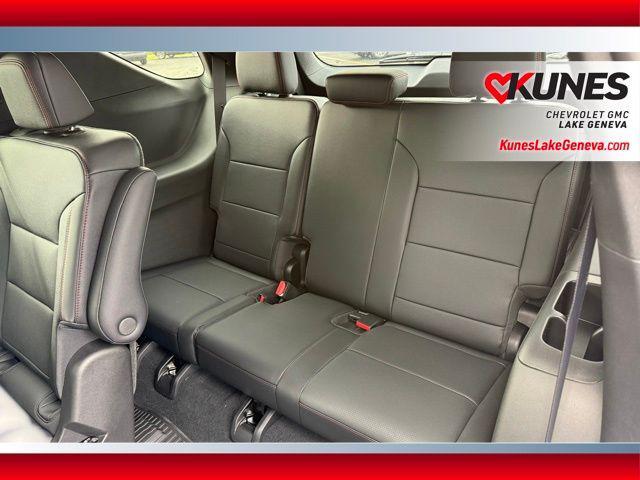 new 2025 Chevrolet Traverse car, priced at $47,800