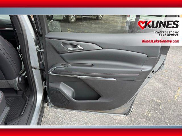 new 2025 Chevrolet Traverse car, priced at $47,800