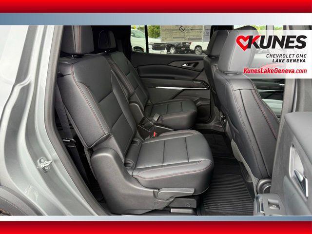 new 2025 Chevrolet Traverse car, priced at $47,800