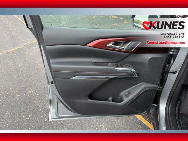 new 2025 Chevrolet Traverse car, priced at $47,800