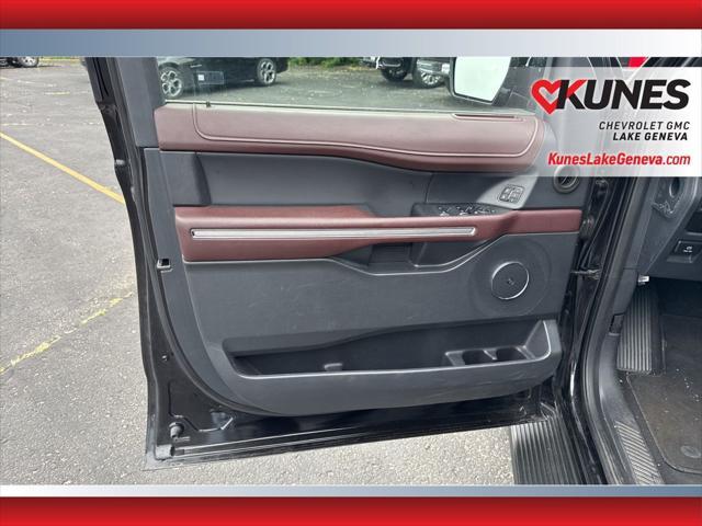 used 2024 Ford Expedition car, priced at $54,074