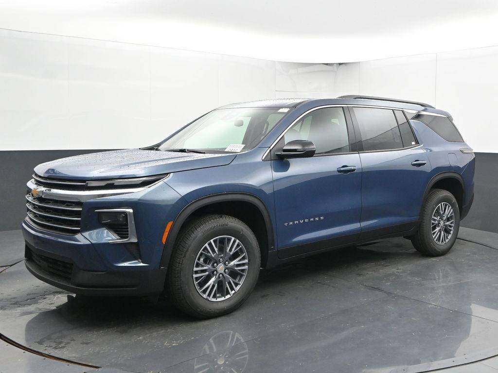 new 2026 Chevrolet Traverse car, priced at $43,120