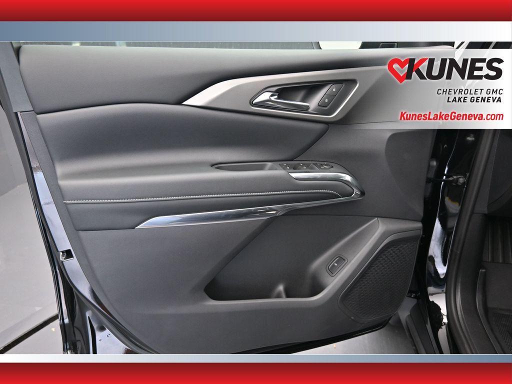 new 2026 Chevrolet Traverse car, priced at $45,000