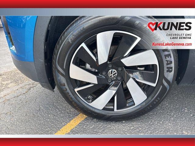 used 2024 Volkswagen Atlas Cross Sport car, priced at $31,277