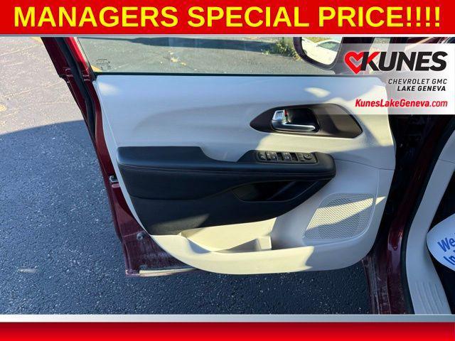 used 2019 Chrysler Pacifica car, priced at $12,495