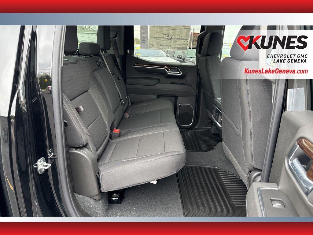 new 2025 GMC Sierra 1500 car, priced at $53,050