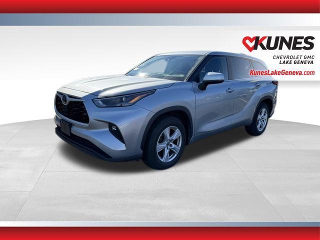 used 2023 Toyota Highlander car, priced at $30,030