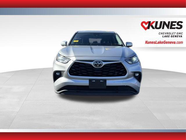 used 2023 Toyota Highlander car, priced at $30,030