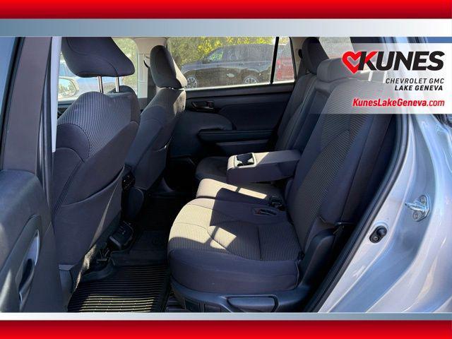 used 2023 Toyota Highlander car, priced at $30,030