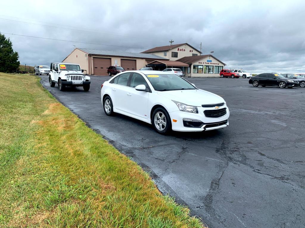 used 2016 Chevrolet Cruze Limited car, priced at $7,990