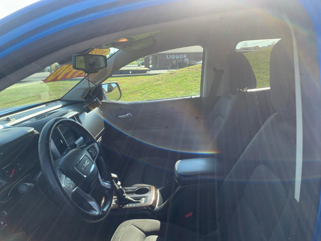 used 2022 GMC Canyon car, priced at $34,990