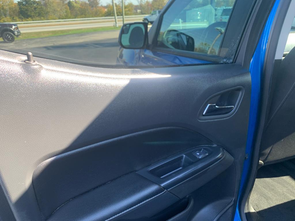 used 2022 GMC Canyon car, priced at $34,990