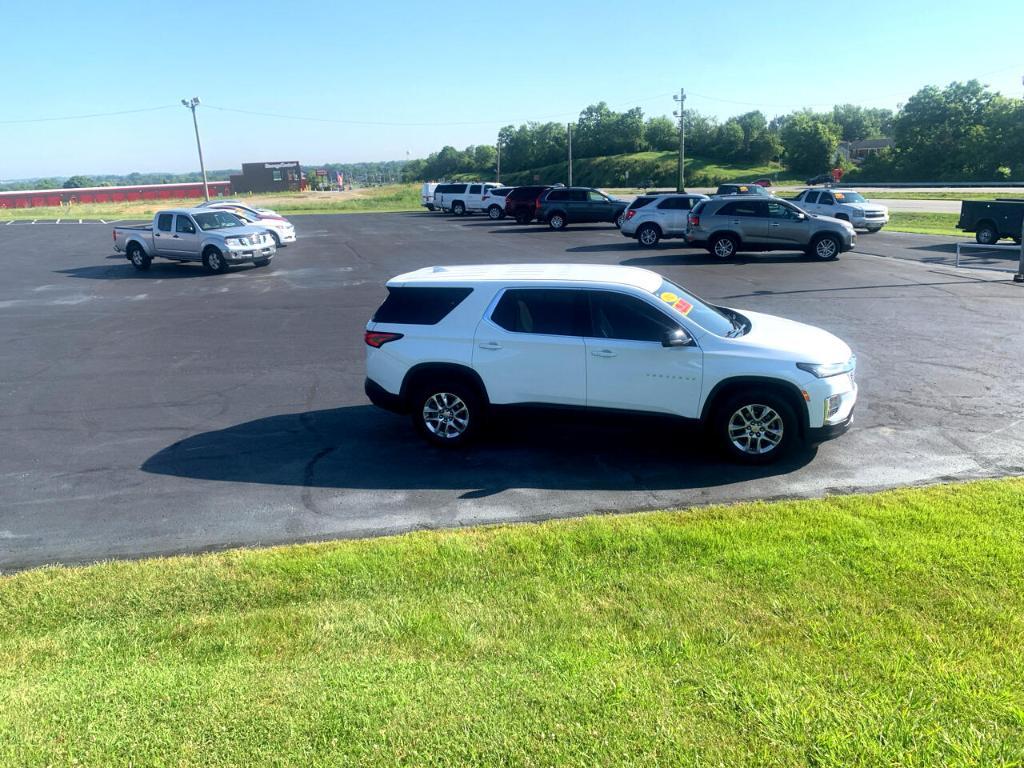 used 2023 Chevrolet Traverse car, priced at $25,990