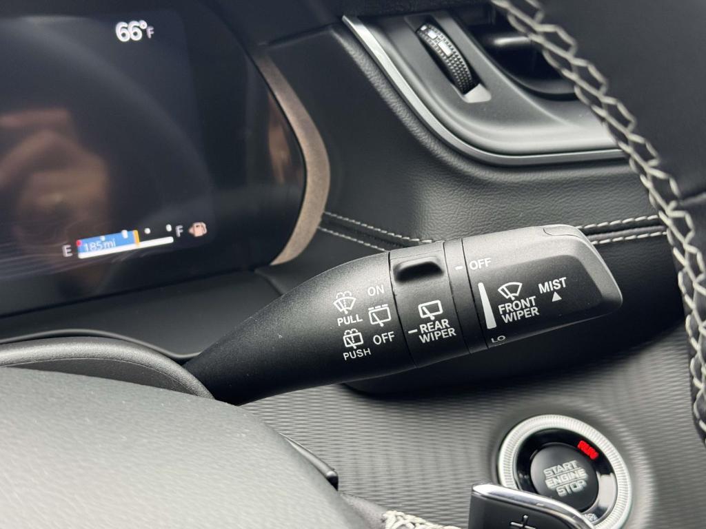 new 2025 Jeep Grand Cherokee L car, priced at $37,953