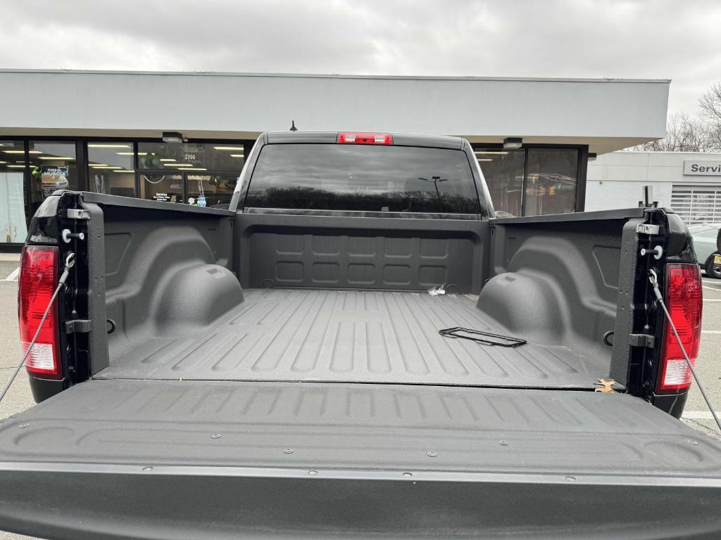 new 2024 Ram 1500 Classic car, priced at $45,880