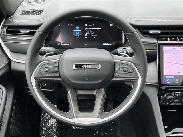 new 2025 Jeep Grand Cherokee car, priced at $49,889