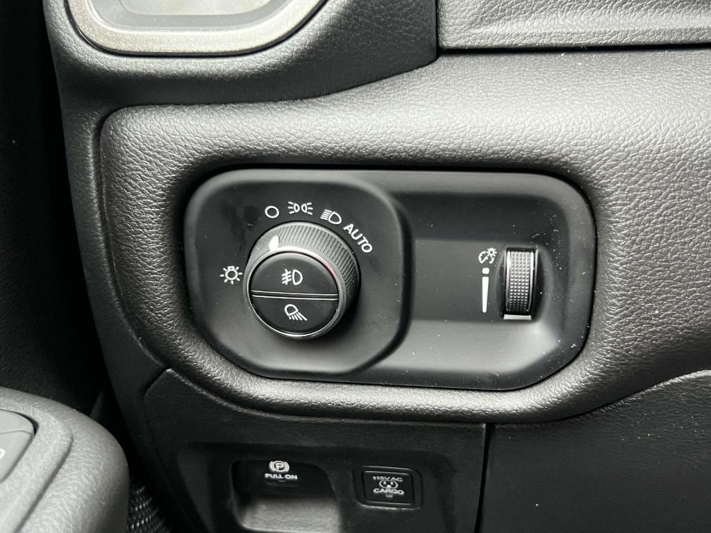 new 2025 Ram 1500 car, priced at $44,501