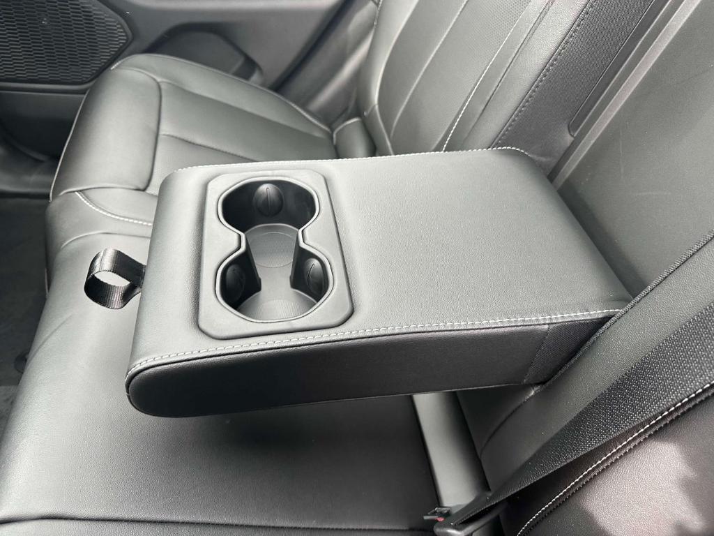 new 2025 Jeep Grand Cherokee car, priced at $47,056