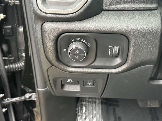 new 2025 Ram 1500 car, priced at $53,598