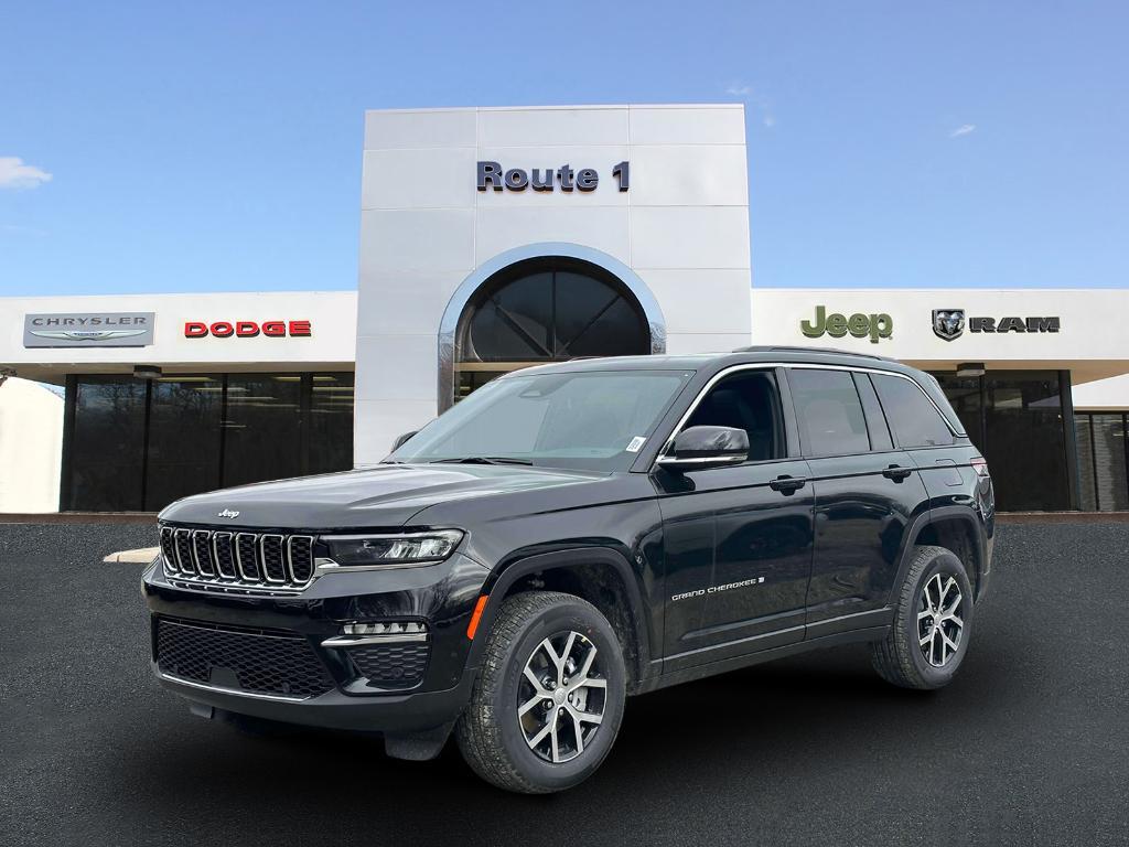 new 2025 Jeep Grand Cherokee car, priced at $45,012