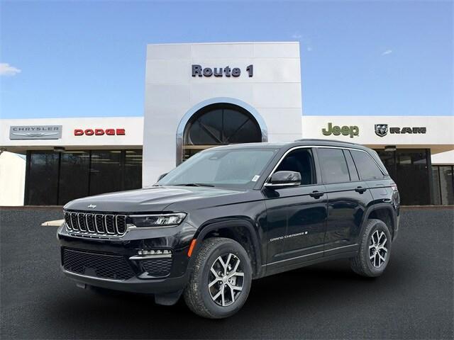 new 2025 Jeep Grand Cherokee car, priced at $50,053