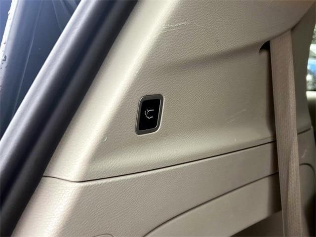 used 2024 Chrysler Pacifica car, priced at $28,980
