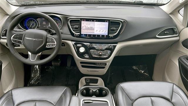 used 2024 Chrysler Pacifica car, priced at $28,980