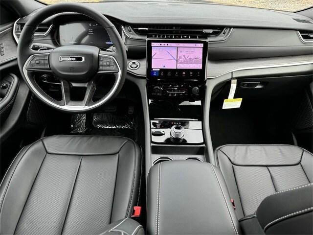 new 2025 Jeep Grand Cherokee car, priced at $52,507