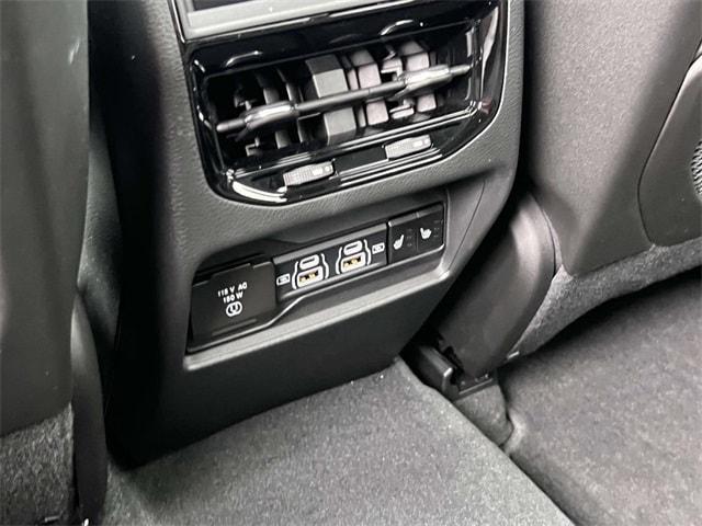 new 2025 Jeep Grand Cherokee car, priced at $46,430