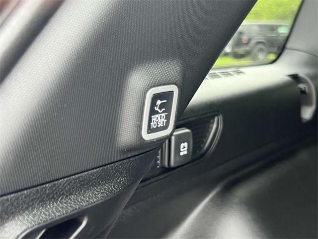 new 2025 Jeep Grand Cherokee car, priced at $46,430