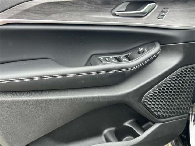 new 2025 Jeep Grand Cherokee car, priced at $46,430