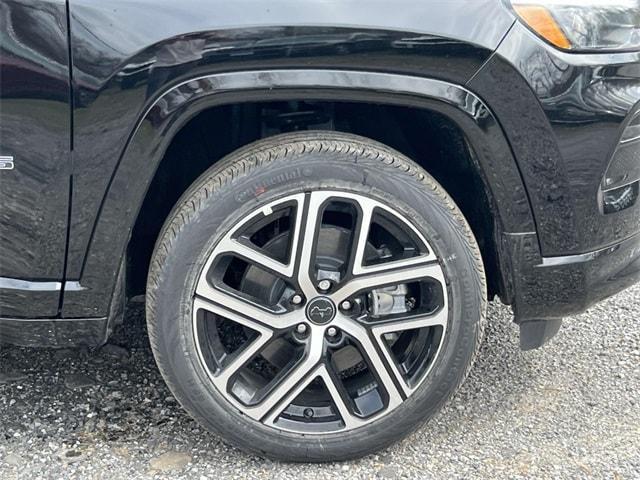 new 2025 Jeep Compass car, priced at $36,068