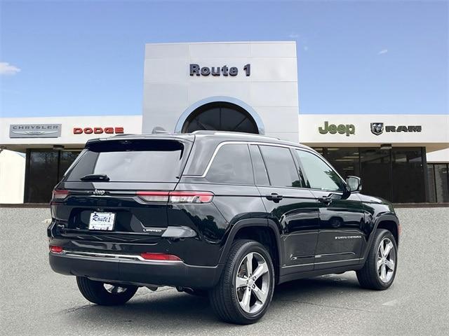 used 2022 Jeep Grand Cherokee car, priced at $30,778