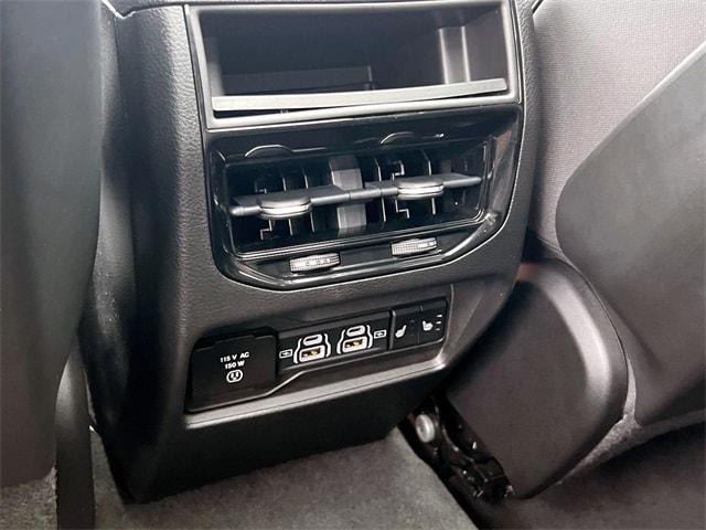used 2022 Jeep Grand Cherokee car, priced at $30,778